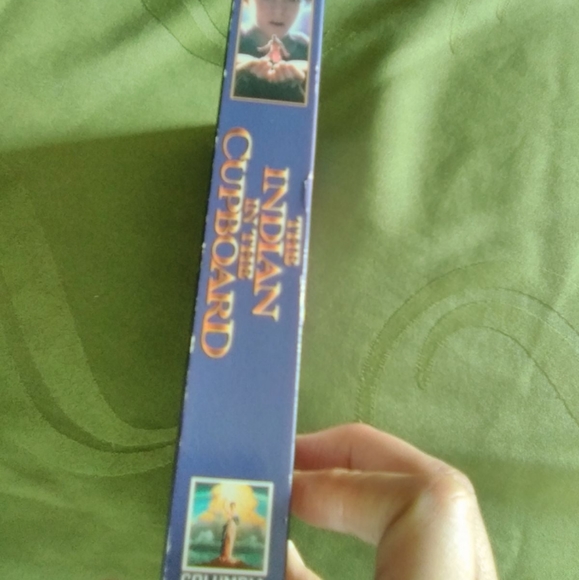 The Indian in the Cupboard VHS Video Tape Pre Owned Original Classic - Picture 3 of 7